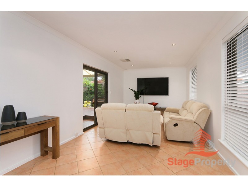 10 Colonial Drive, Bibra Lake WA 6163