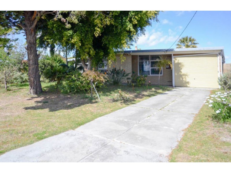 23 Lynwood Avenue, Lynwood WA 6147