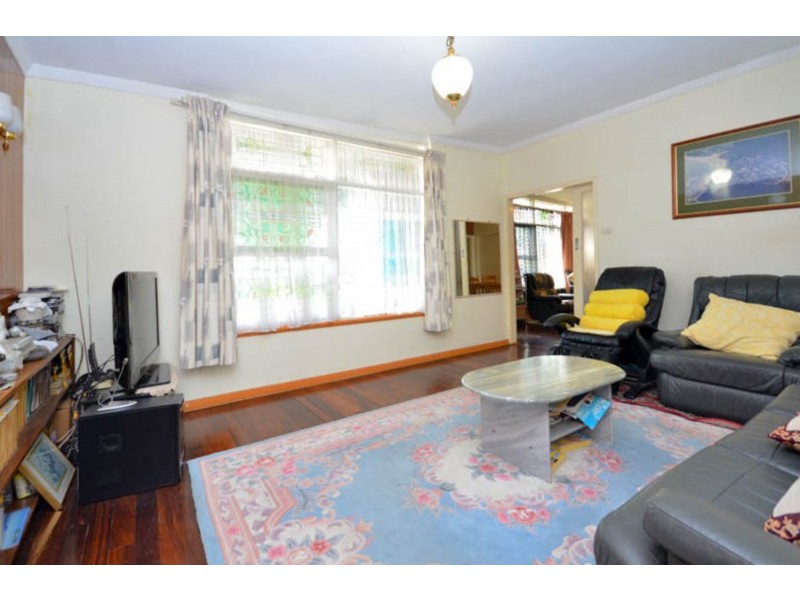 23 Lynwood Avenue, Lynwood WA 6147