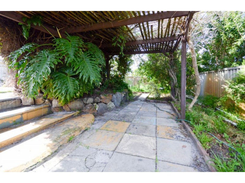 23 Lynwood Avenue, Lynwood WA 6147