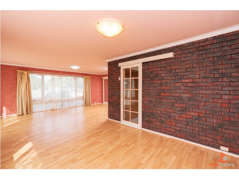 23 Mildenhall Street, Huntingdale WA 6110