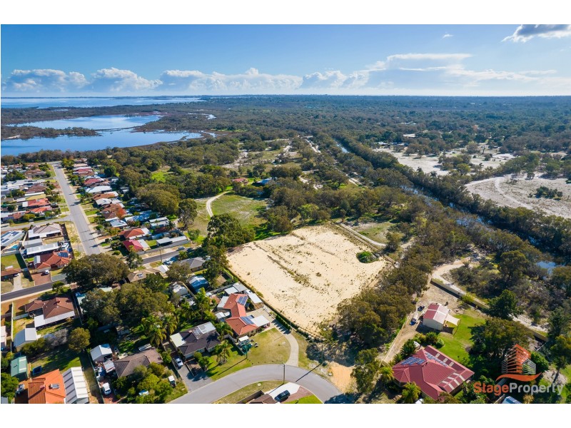 16 Jacaranda Drive, North Yunderup WA 6208