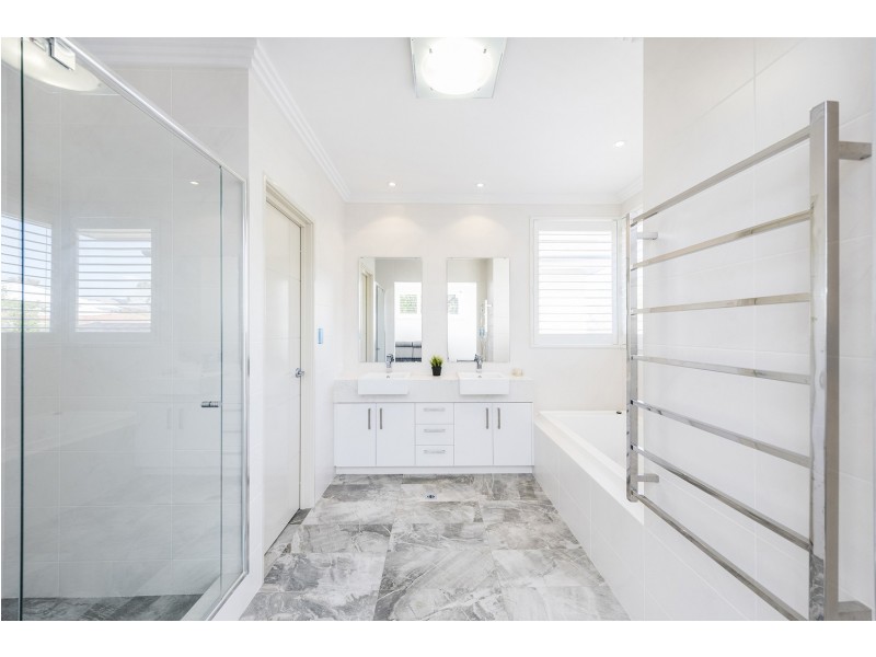 2A Genesta Crescent, Dalkeith WA 6009