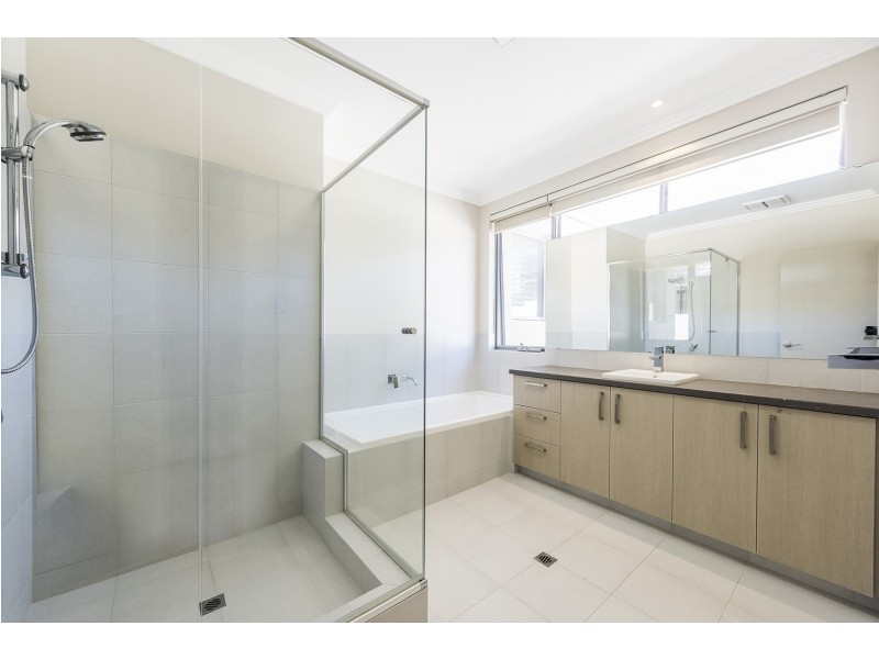 2A Genesta Crescent, Dalkeith WA 6009