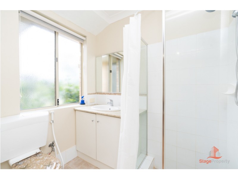 1/40-42 Hopkinson Way, Wilson WA 6107