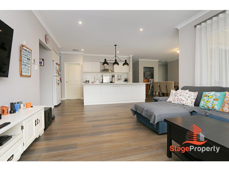 124 Bernborough Avenue, Caversham WA 6055