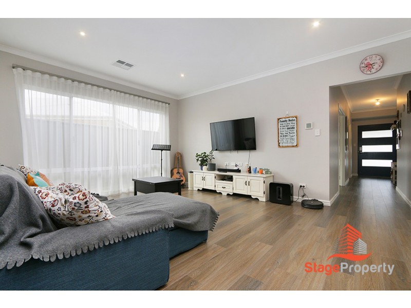 124 Bernborough Avenue, Caversham WA 6055