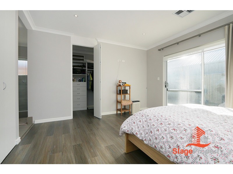 124 Bernborough Avenue, Caversham WA 6055