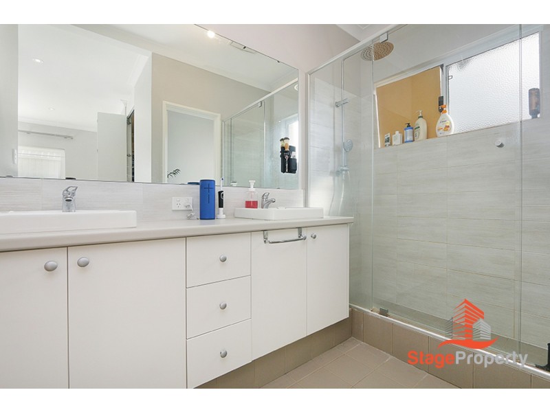 124 Bernborough Avenue, Caversham WA 6055