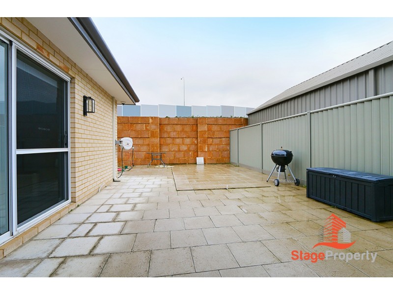 124 Bernborough Avenue, Caversham WA 6055
