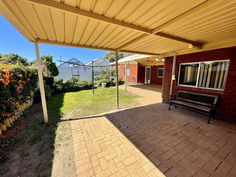 22 Hollis Street, Samson WA 6163