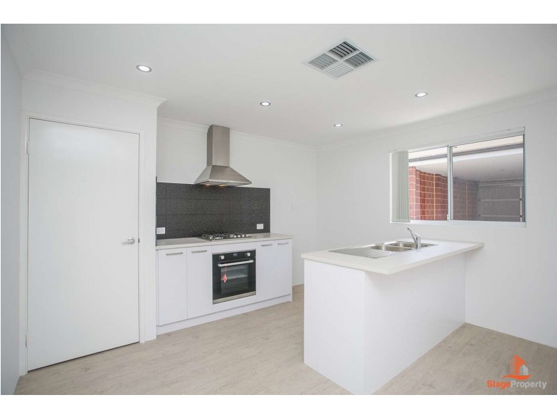 42 Rosso Meander, Woodvale WA 6026