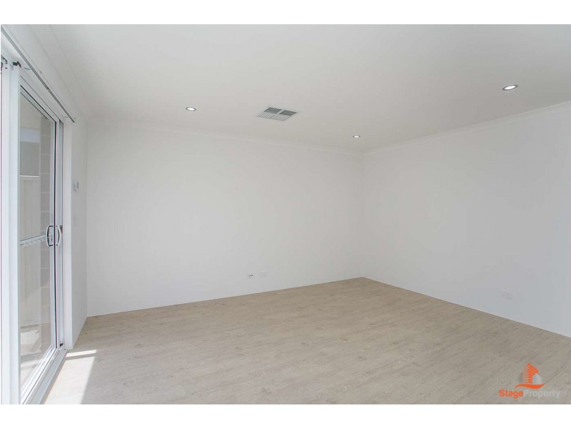 42 Rosso Meander, Woodvale WA 6026