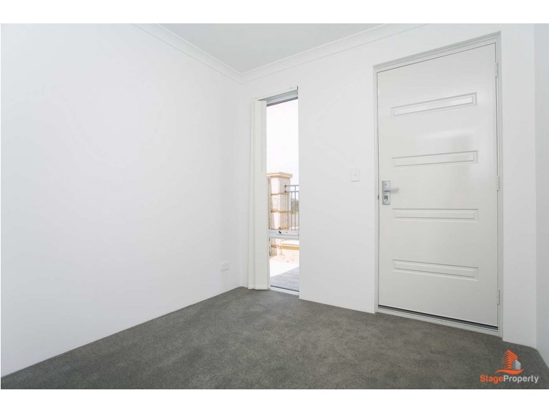 42 Rosso Meander, Woodvale WA 6026