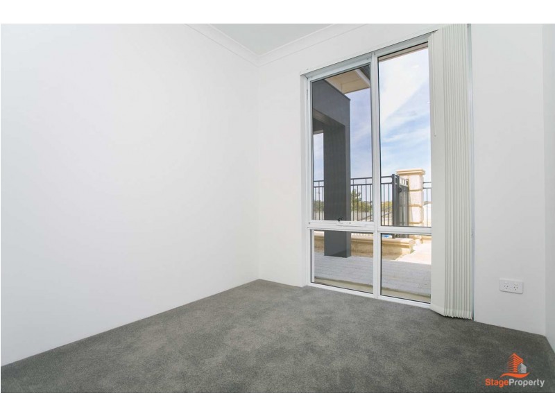 42 Rosso Meander, Woodvale WA 6026