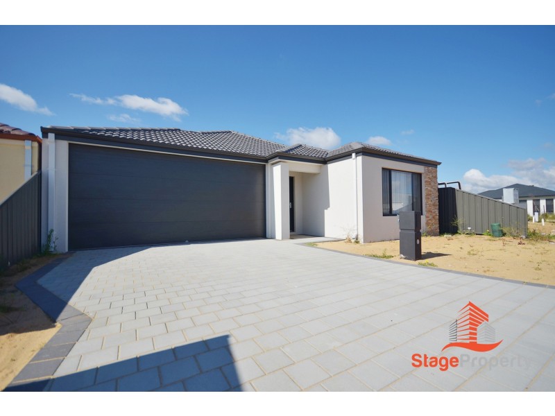 6 Tuff Way, Piara Waters WA 6112
