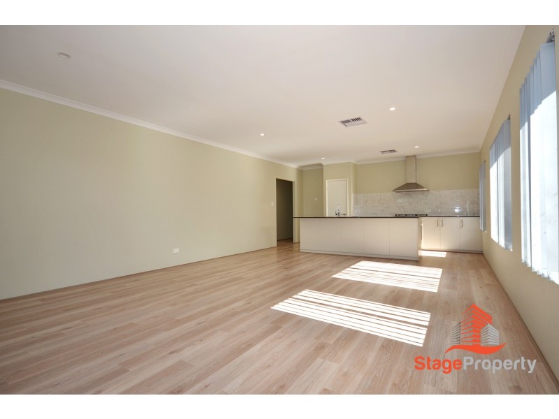 6 Tuff Way, Piara Waters WA 6112