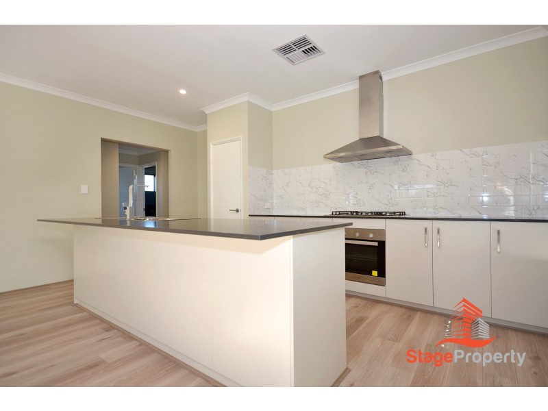 6 Tuff Way, Piara Waters WA 6112