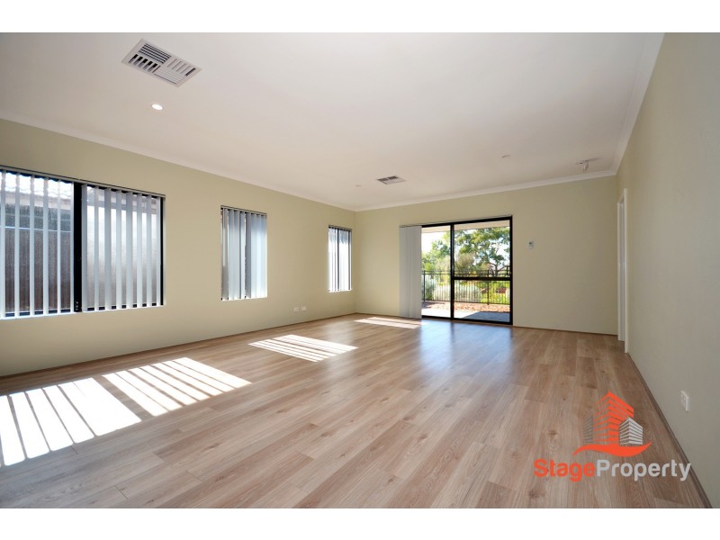 6 Tuff Way, Piara Waters WA 6112