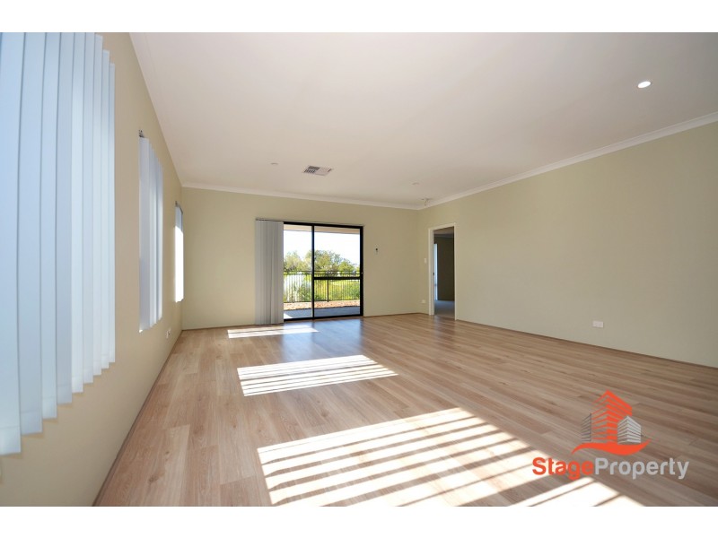 6 Tuff Way, Piara Waters WA 6112