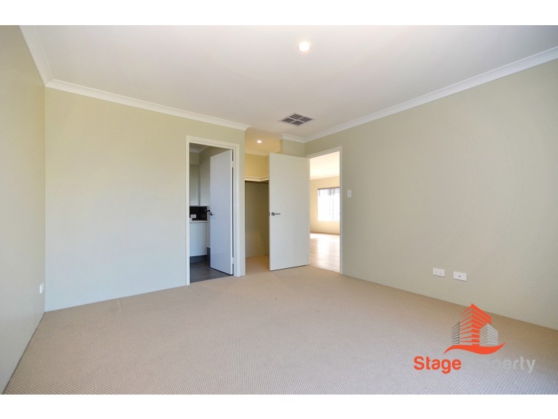 6 Tuff Way, Piara Waters WA 6112