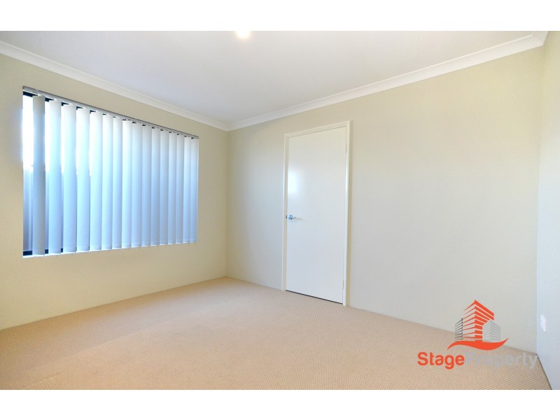 6 Tuff Way, Piara Waters WA 6112