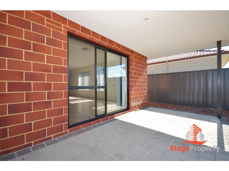 6 Tuff Way, Piara Waters WA 6112