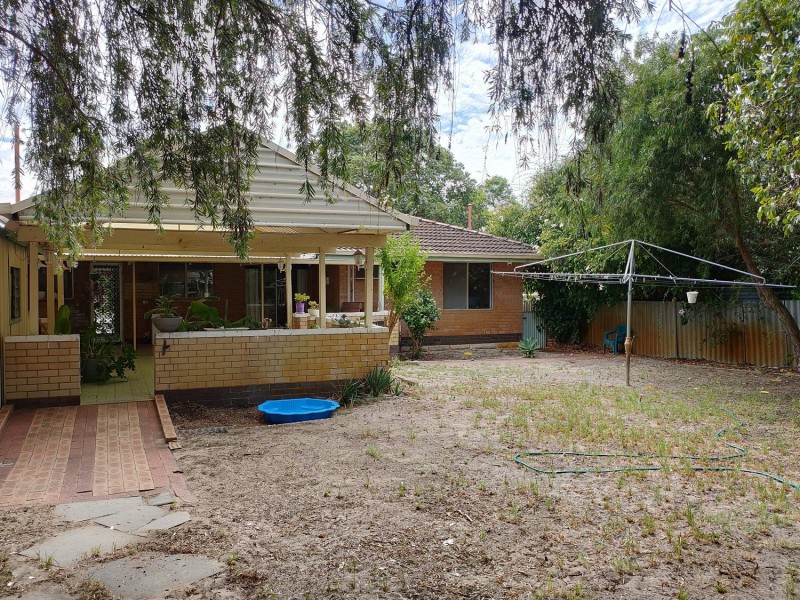 30 Sandon Road, Thornlie WA 6108