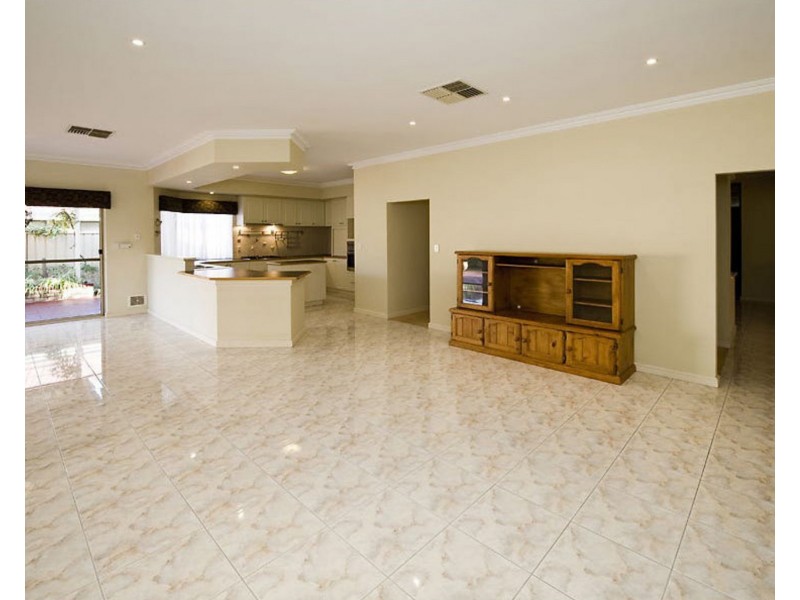 12 Washington Terrace, Canning Vale WA 6155