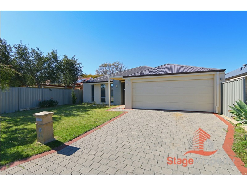 54 Reginald Street, Queens Park WA 6107