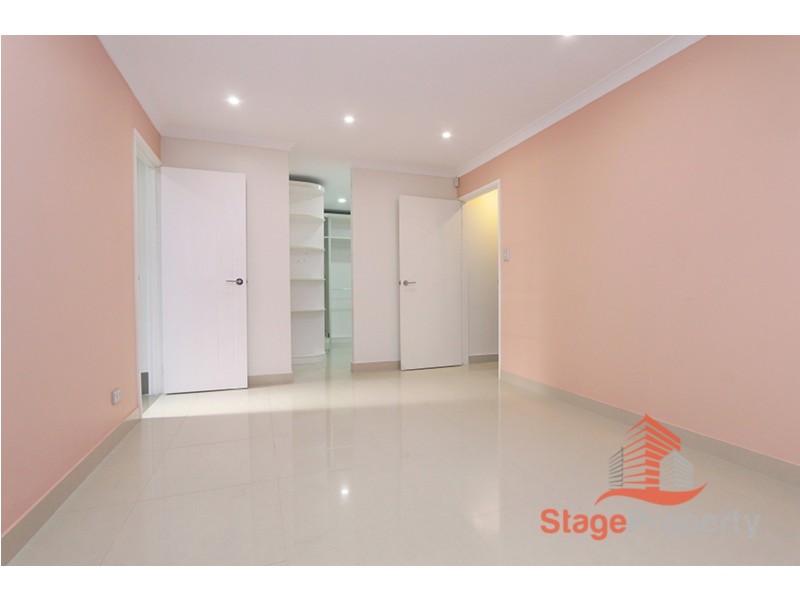 54 Reginald Street, Queens Park WA 6107