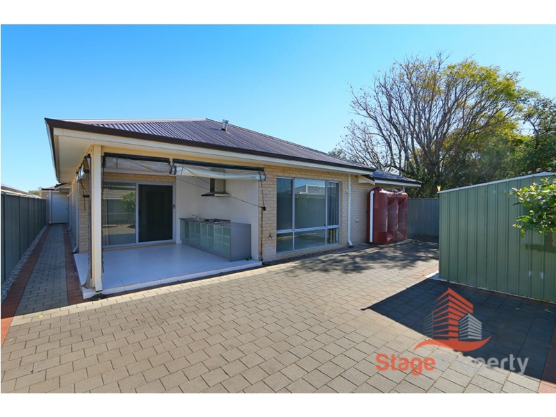 54 Reginald Street, Queens Park WA 6107