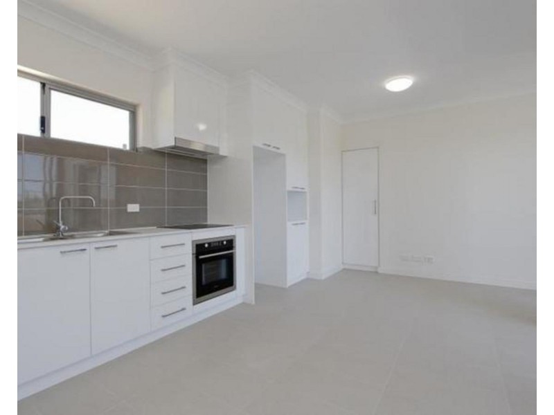 16 Grey Street, Cannington WA 6107