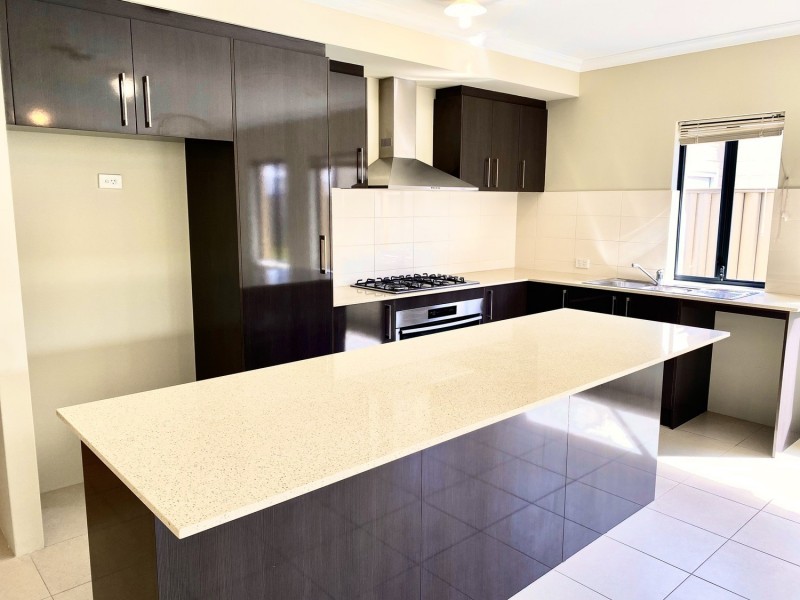 6 Athens Road, Wellard WA 6170