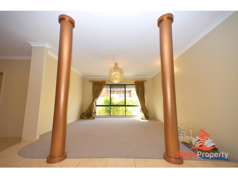 12 Bronzewing Loop, Wembley WA 6014