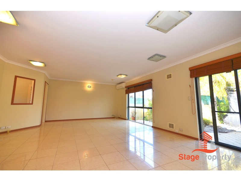 12 Bronzewing Loop, Wembley WA 6014