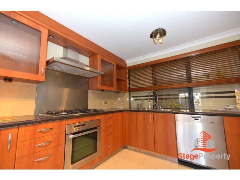 12 Bronzewing Loop, Wembley WA 6014