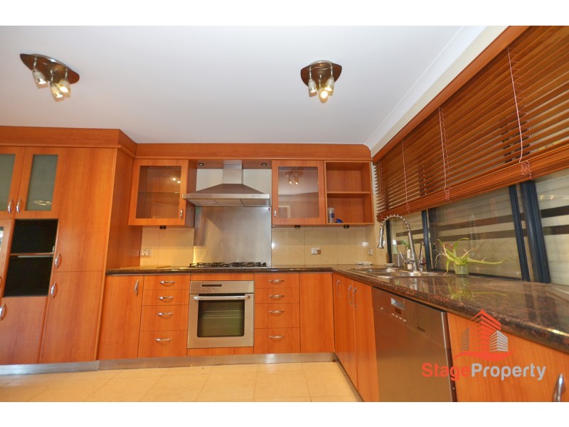 12 Bronzewing Loop, Wembley WA 6014