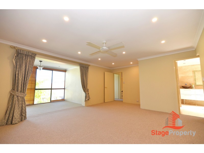 12 Bronzewing Loop, Wembley WA 6014