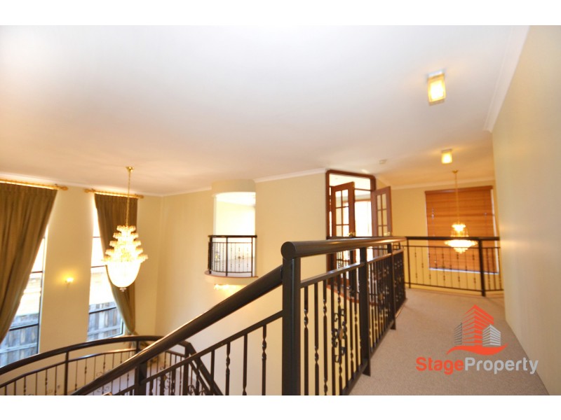 12 Bronzewing Loop, Wembley WA 6014