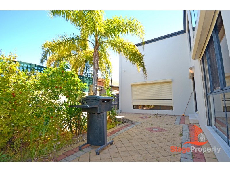 12 Bronzewing Loop, Wembley WA 6014