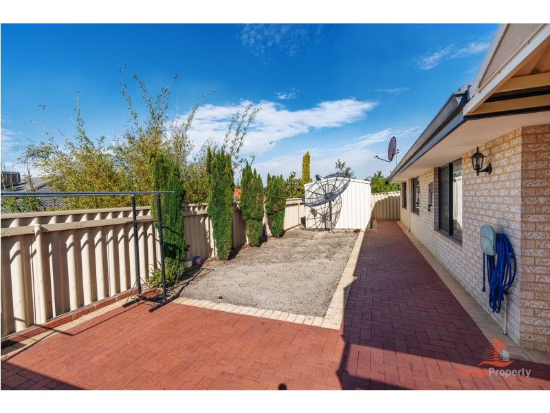 44 Amherst Road, Canning Vale WA 6155