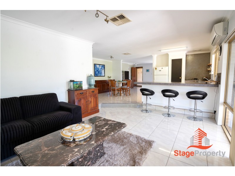 1 Birrine Gardens, High Wycombe WA 6057