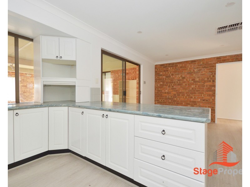 15 Burnett Avenue, Leeming WA 6149