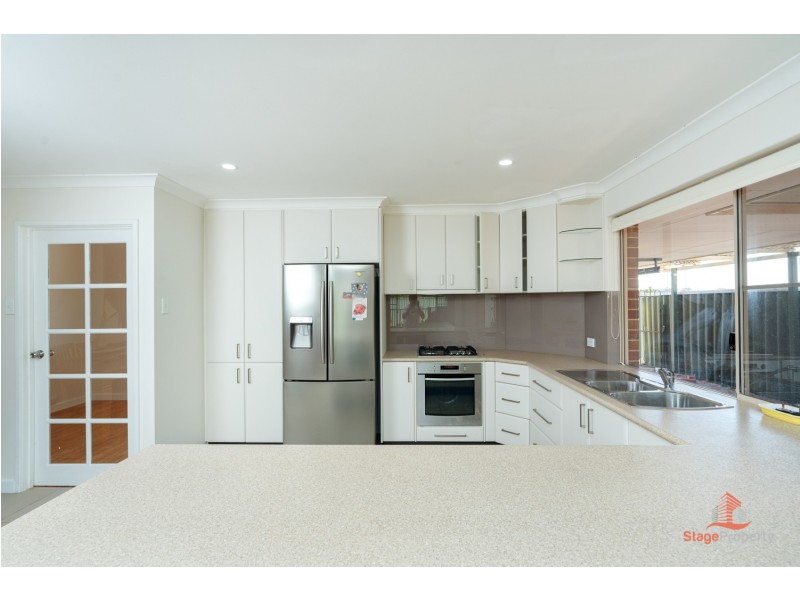 55 Fairfield Gardens, Canning Vale WA 6155