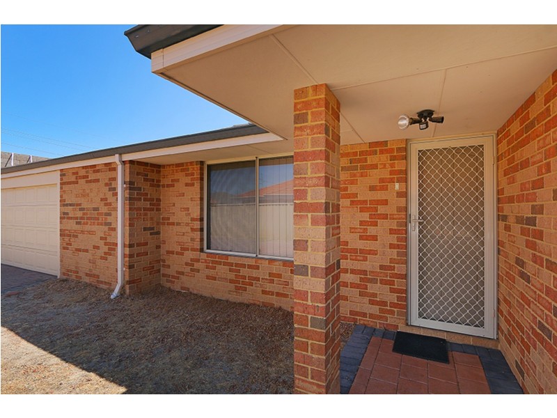 37B Prince Street, Queens Park WA 6107