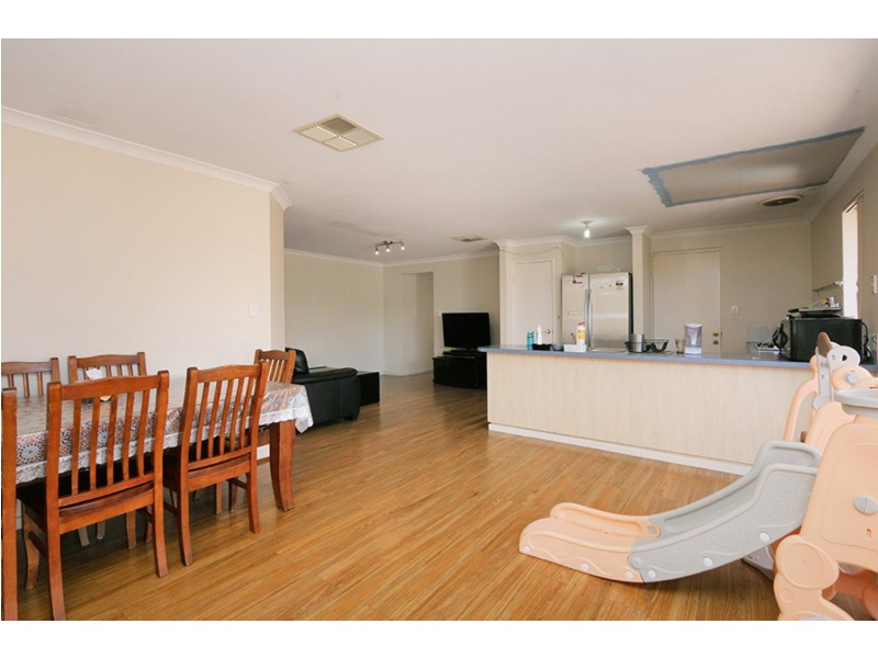 37B Prince Street, Queens Park WA 6107