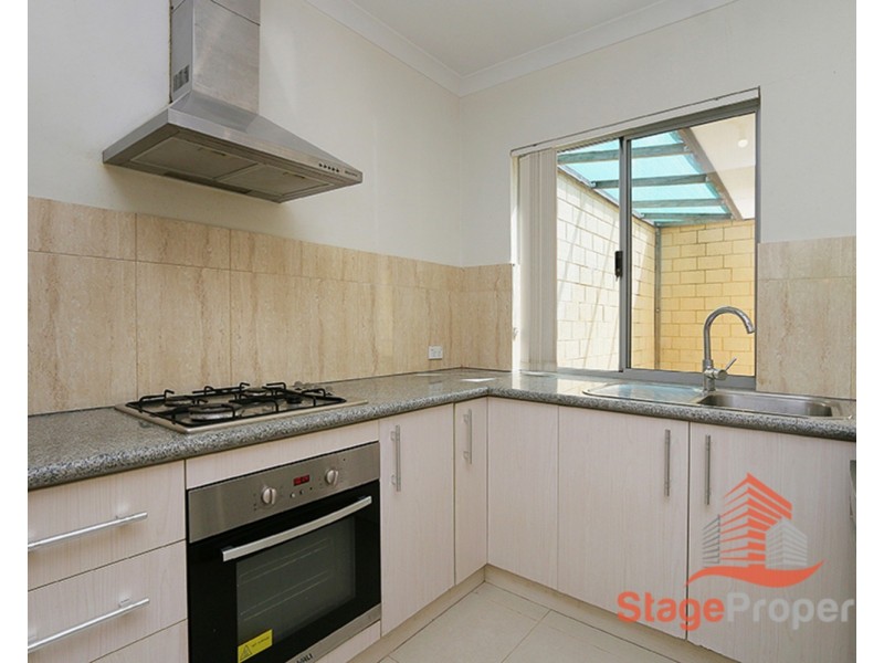 6/3071 Albany Highway, Armadale WA 6112