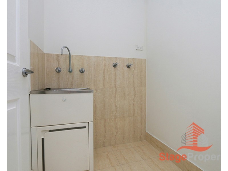 6/3071 Albany Highway, Armadale WA 6112