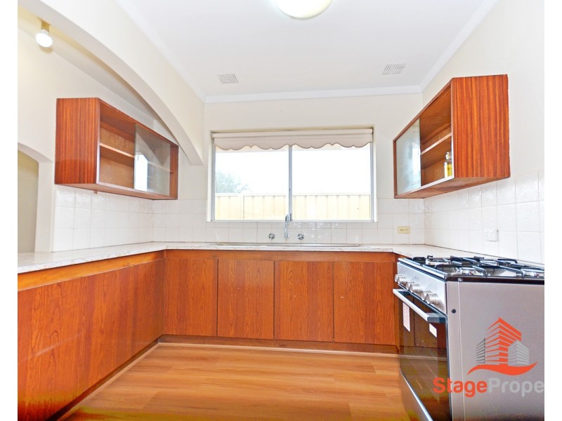 102 Hamilton Road, Spearwood WA 6163